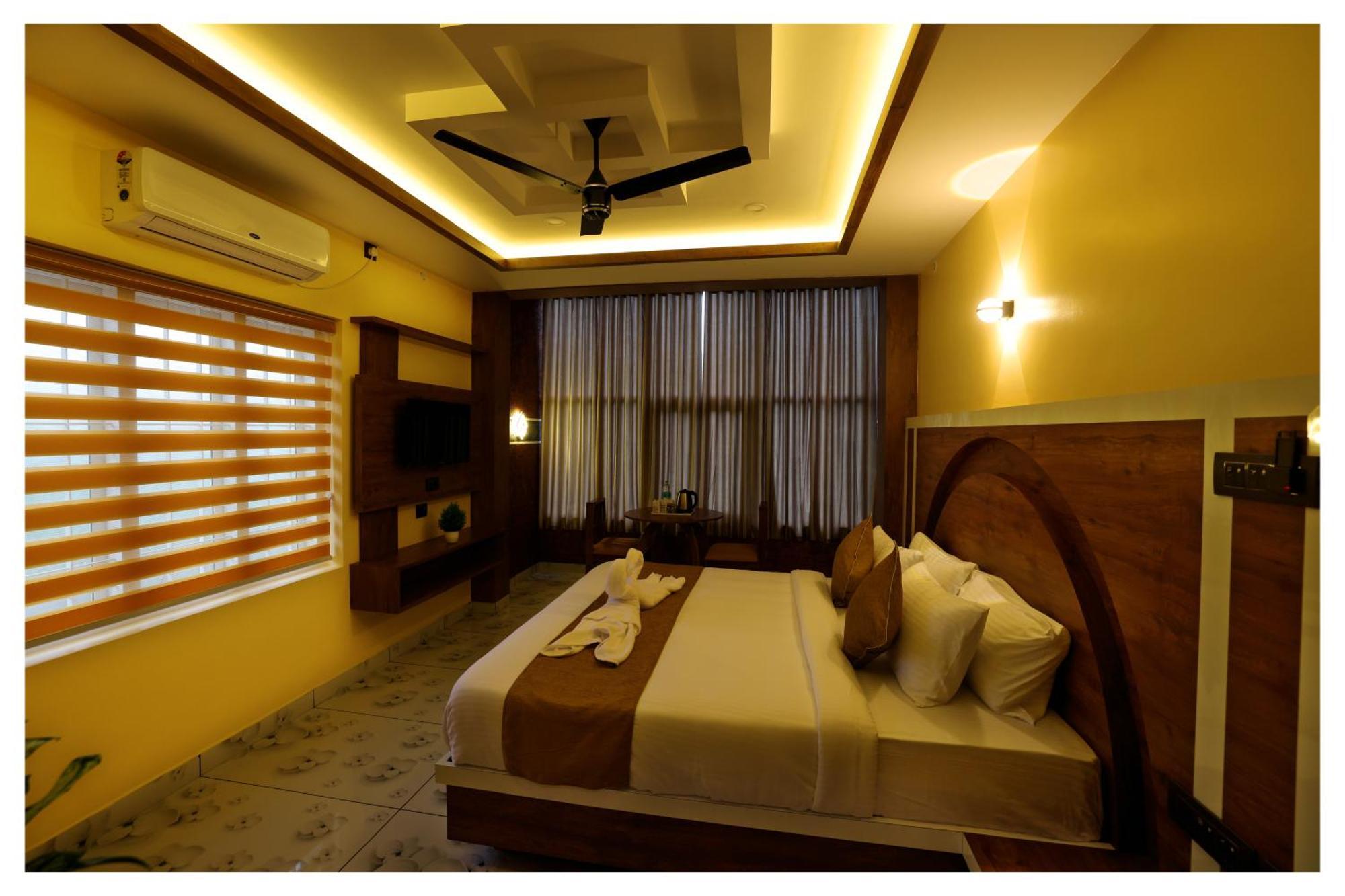 Hydel Palace Athirappilly By Bestinn Leisure Kültér fotó